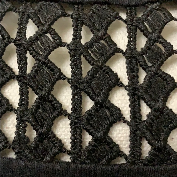 Faletics} Zarina Black Crochet Cut Out … - Picture 6 of 7